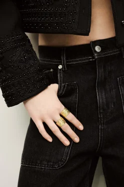 ANAE zircon ring