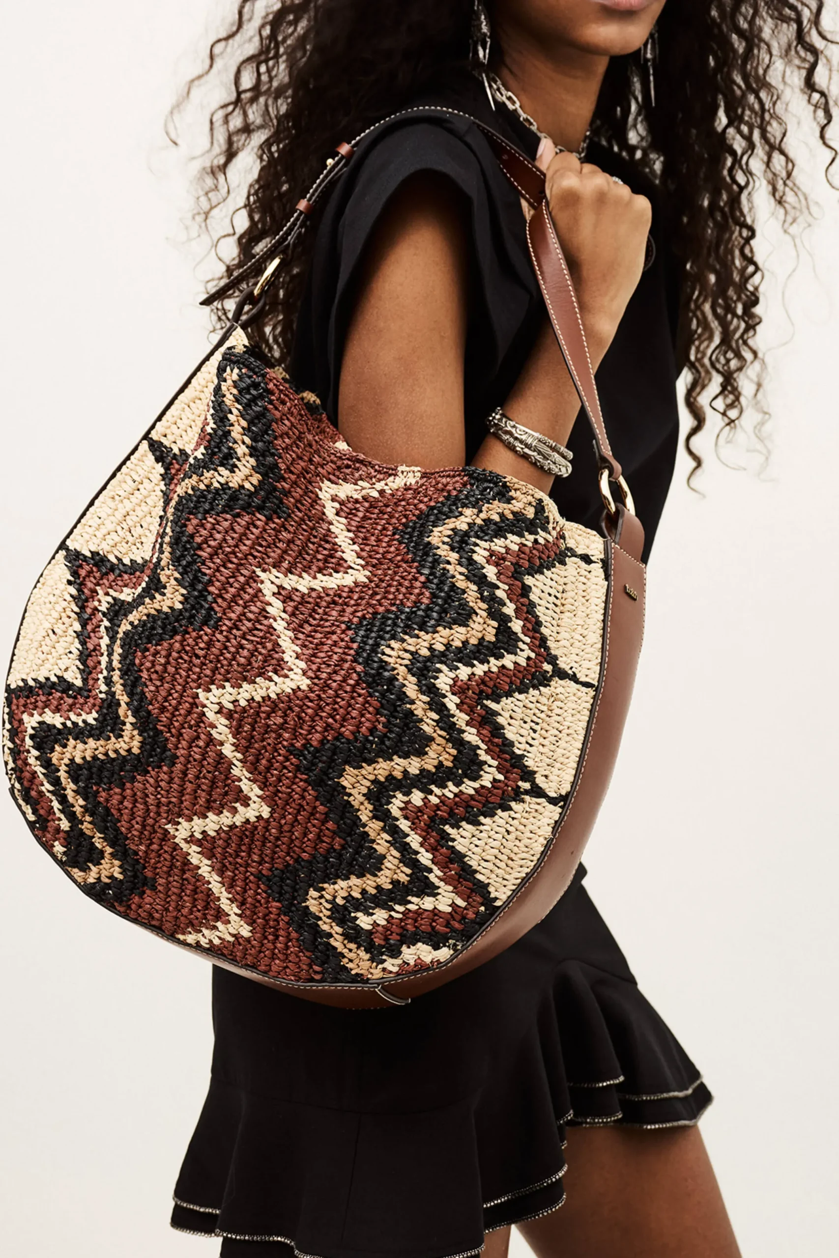 ARYA raffia hobo bag