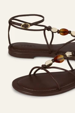 CAYA flat leather sandals
