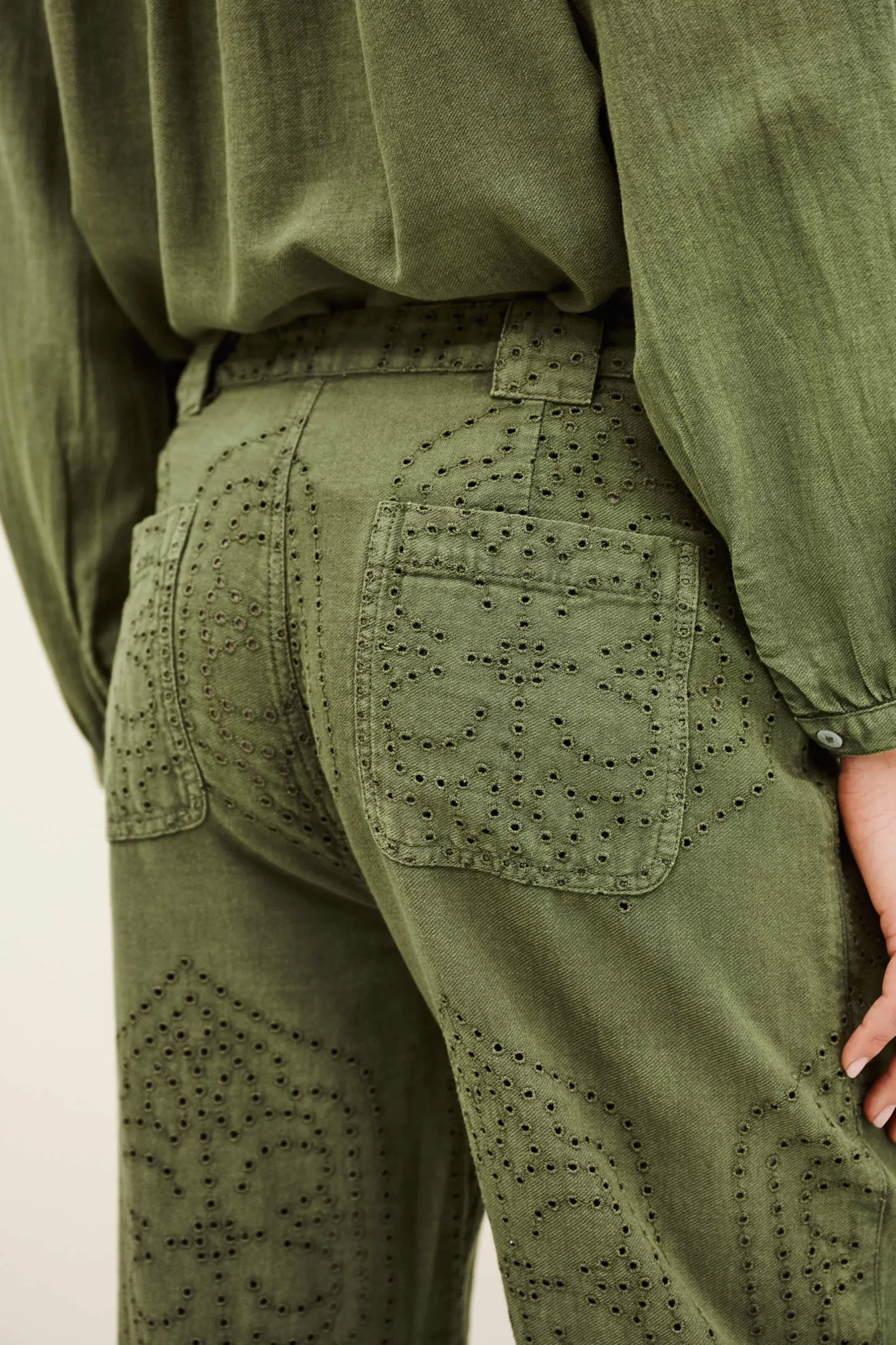 GIANY carrot leg pants