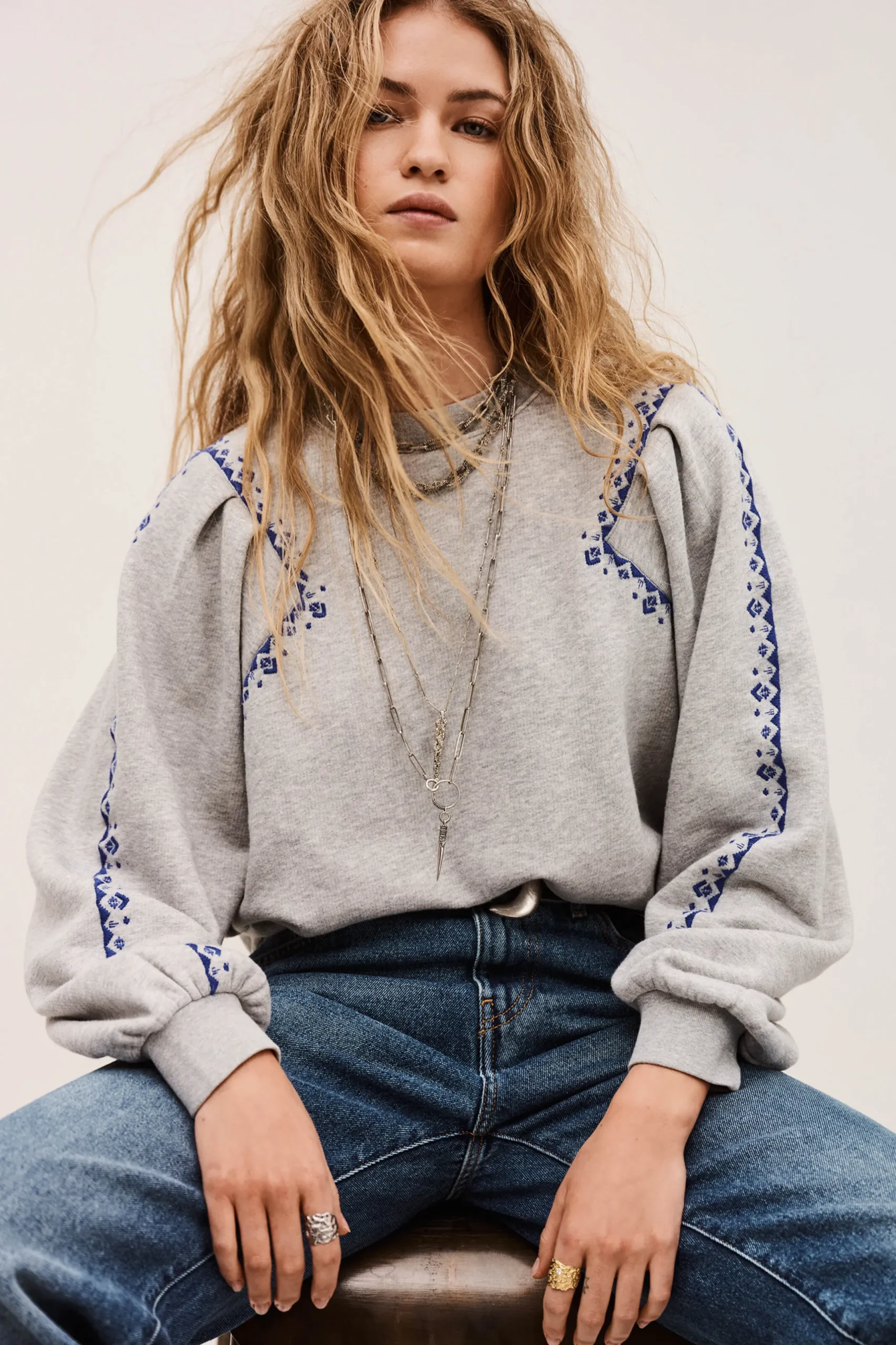 MESTA embroidered sweatshirt