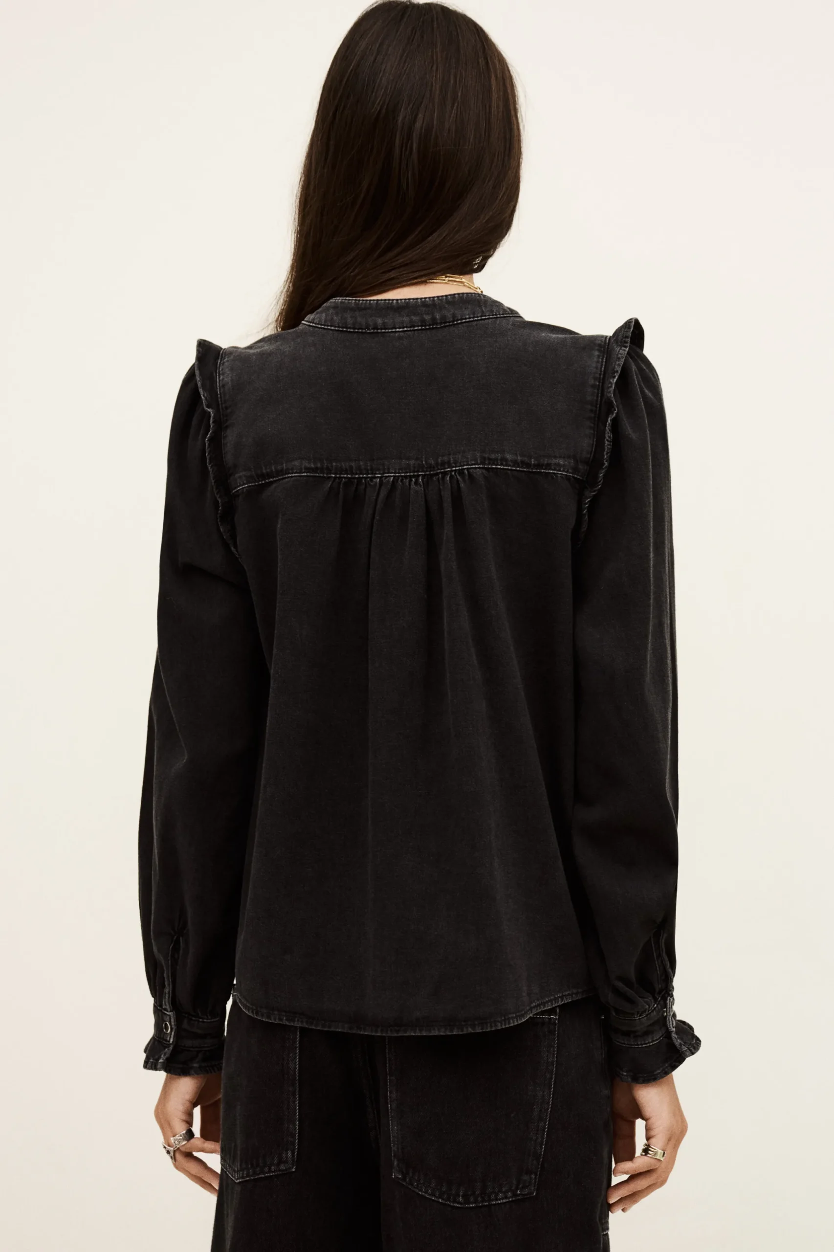 MIO shirt style top