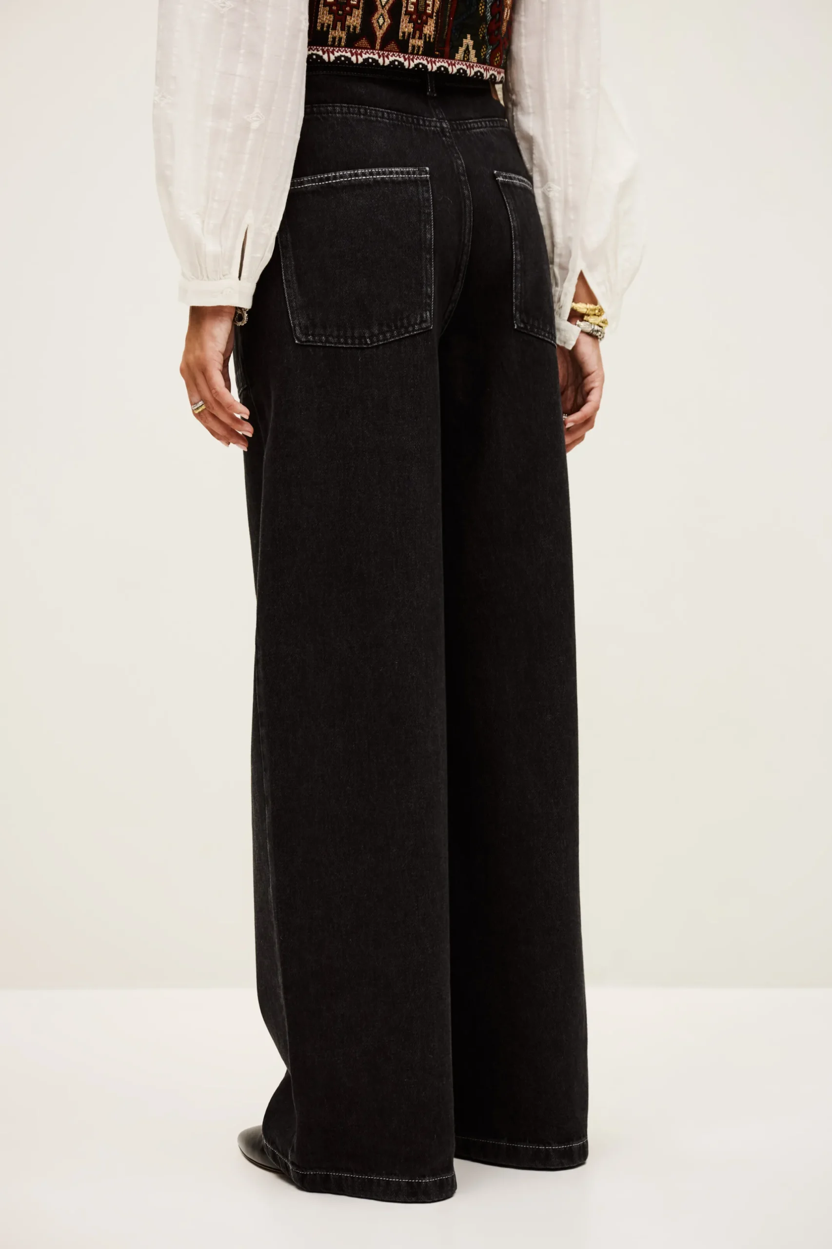 NOEL straight leg jeans