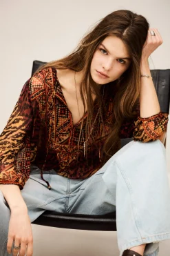 ODETTA patterned blouse, sleeves