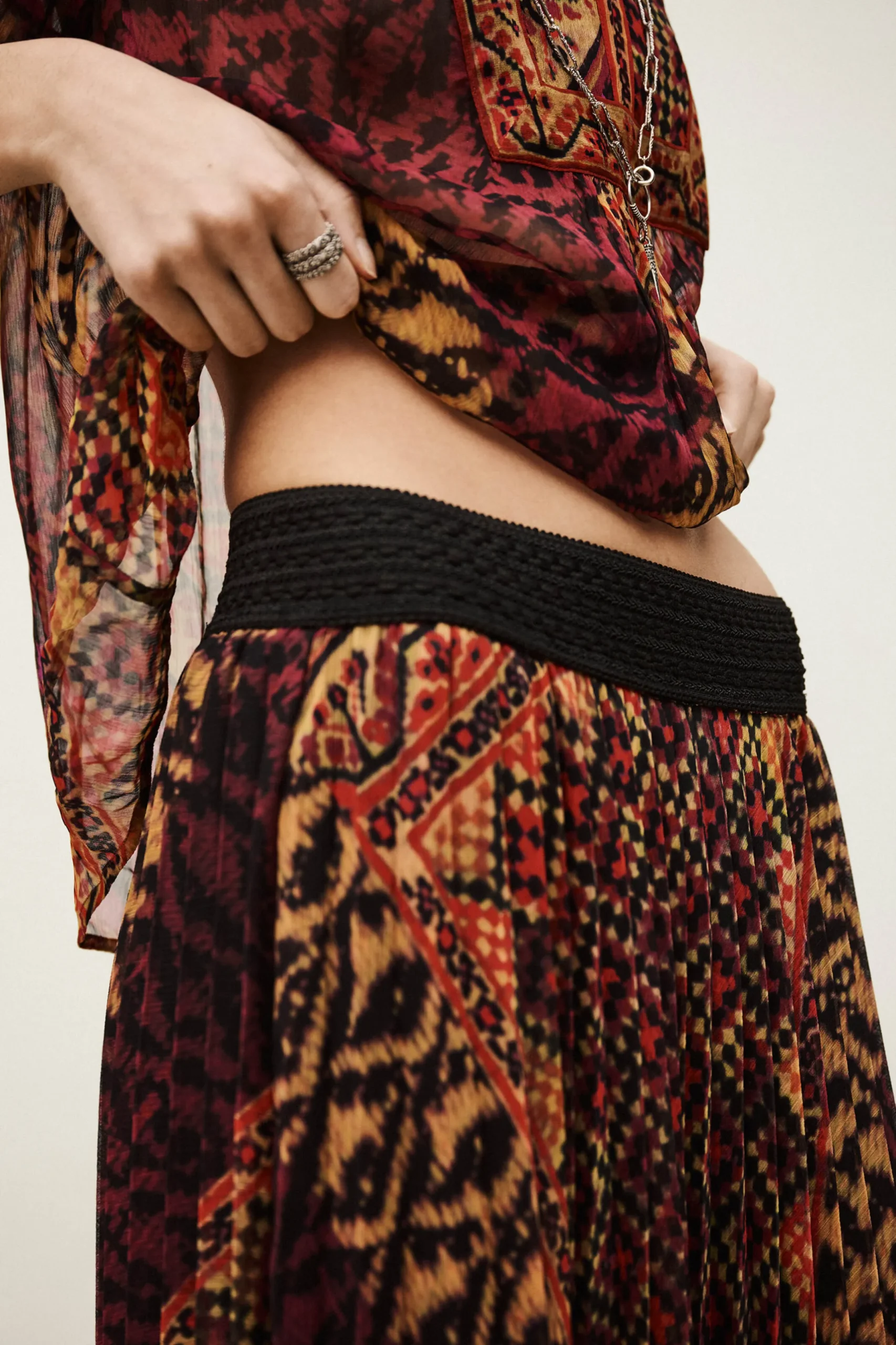 OLGIA patterned midi skirt