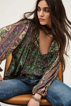 PAMILA loose blouse