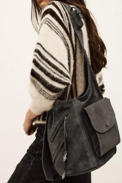 YOUYOU multi-pocket bucket bag